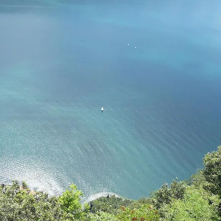 - Julia 306 - Ferienwohnung Am Gardasee Mit Pool Mieten *