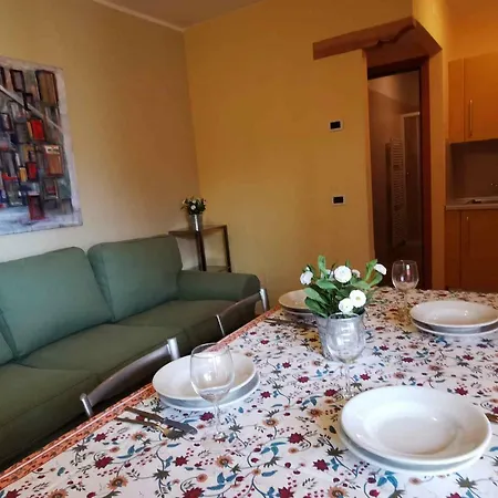 - Julia 306 - Ferienwohnung Am Gardasee Mit Pool Mieten * Tignale